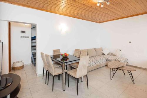 Natalia's House — 4-Star Luxury Hotel in Pefkochori, Greece