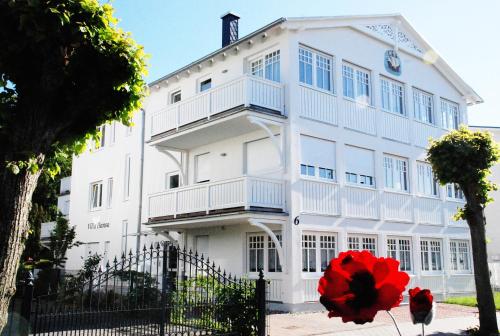 Komfort Ferienwohnung Hansa by Meer Ferienwohnungen — 4-Star Luxury Hotel in Ostseebad Binz, Germany