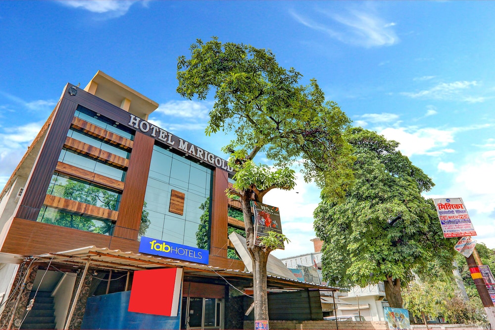 Fabexpress Marigold in Kanpur, India