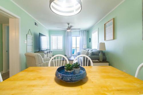 Carolina Beach Haven w Private Balcony - photo 23