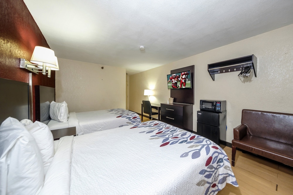 Red Roof Inn Jacksonville Cruise Port - photo 12