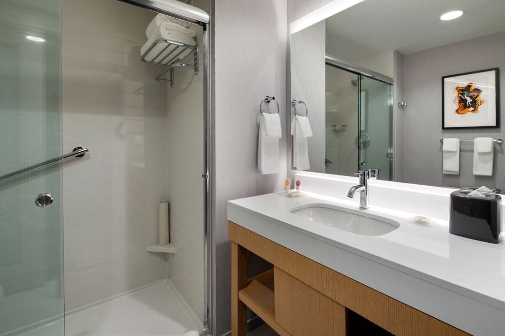Hyatt Place Boston Seaport District - photo 14