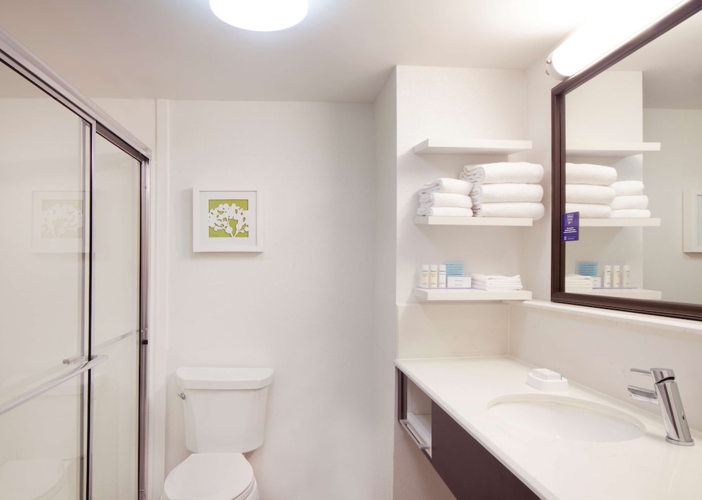 Hampton Inn Lawrenceville - photo 13