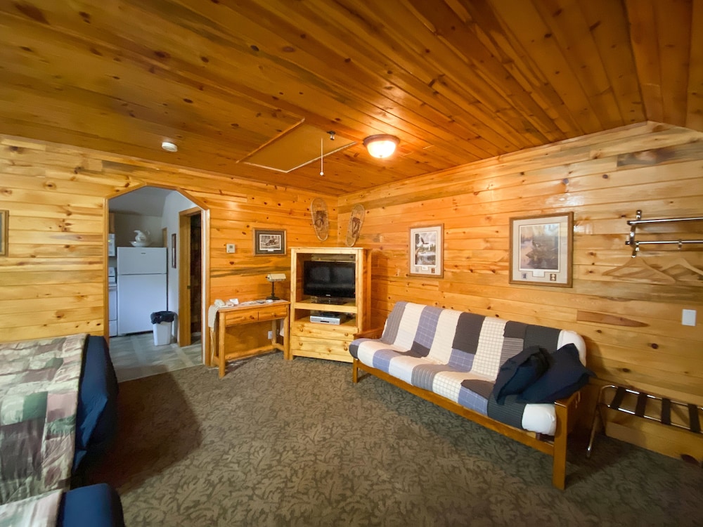 Lakeside Resort and Motel - photo 34