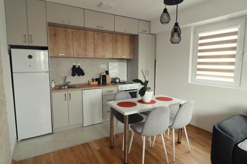 Luna Apartment by Sienna — 4-Star Luxury Hotel in Skopje, Republic of Macedonia