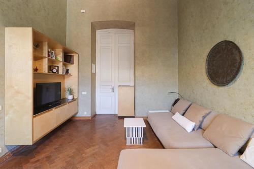 Central Tbilisi Modern 1BR Apt By Wehost