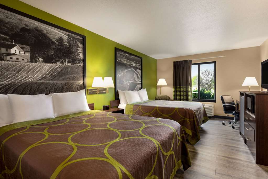 Super 8 by Wyndham Germantown Milwaukee - photo 23