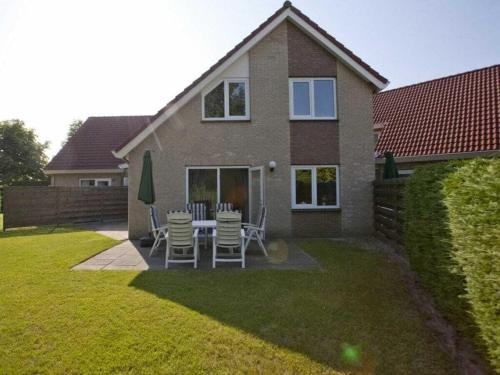 Mosselbank 101 Comfortable holiday residence — 4-Star Luxury Hotel in Ouddorp, Netherlands