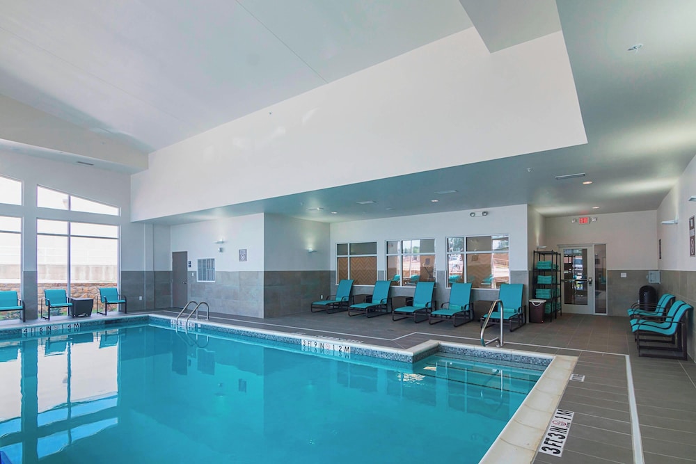 Residence Inn by Marriott Denton - photo 22