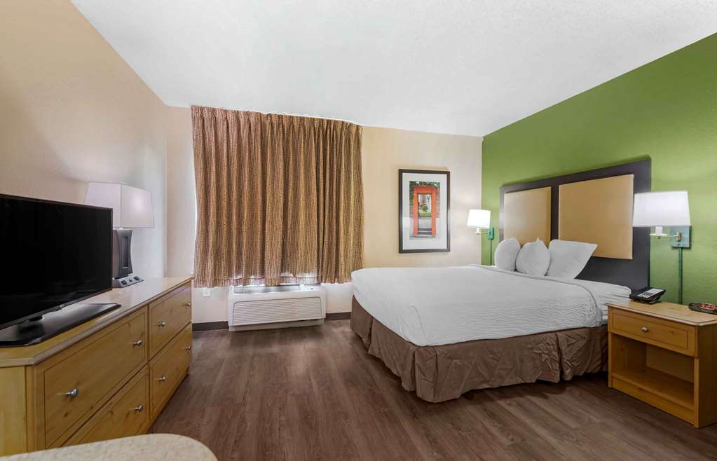Extended Stay America Select Suites Orlando Southpark - photo 6