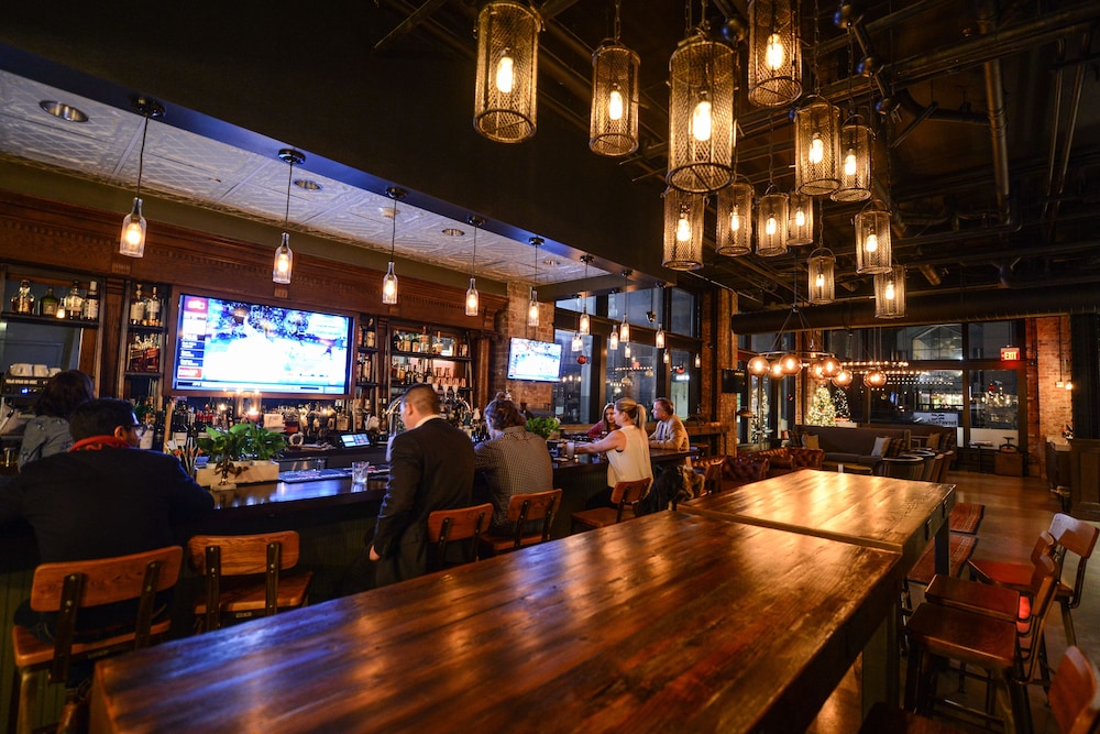 Q and C HotelBar New Orleans Autograph Collection - photo 29