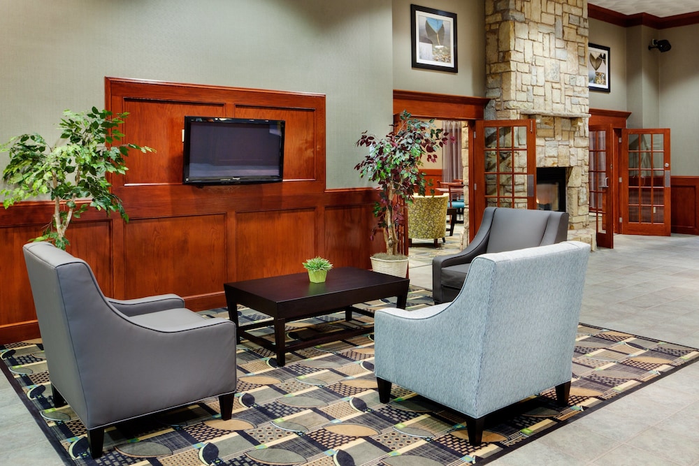 Holiday Inn Express and Suites by IHG - photo 28