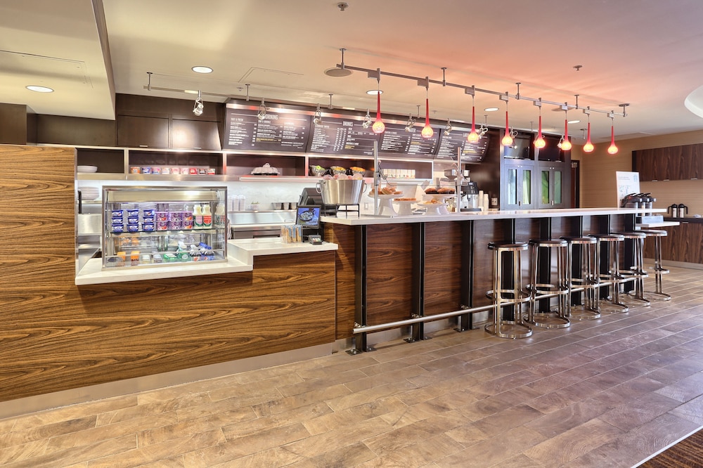 Courtyard by Marriott Harrisburg West Mechanicsburg - photo 36