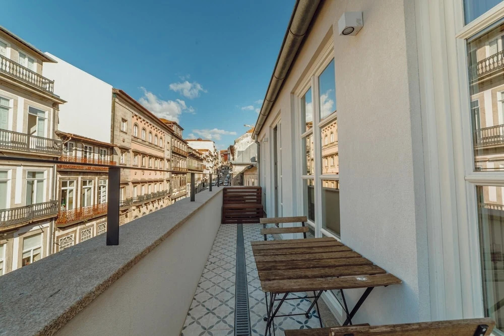 Guestready 76Th Station — 4-Star Luxury Hotel in Porto, Portugal