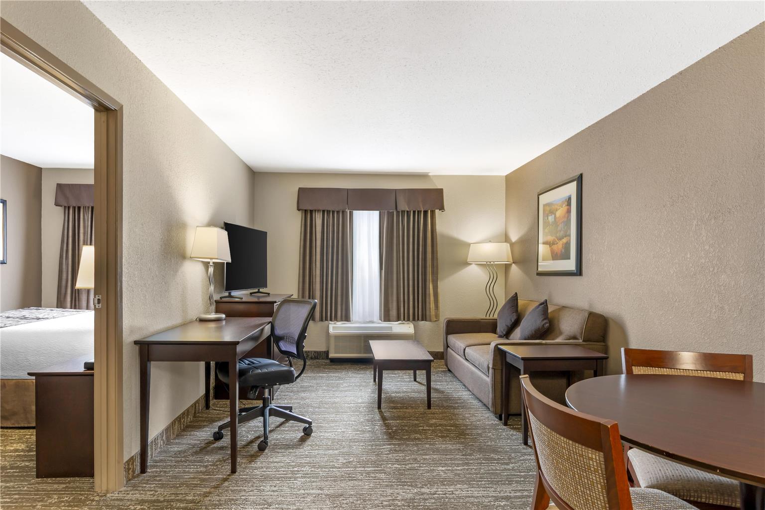 Best Western Plus Pembina Inn & Suites in Winnipeg, Canada