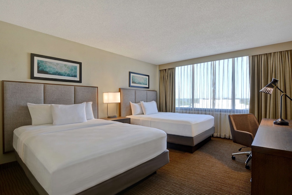 Embassy Suites Hotel Winston Salem - photo 9