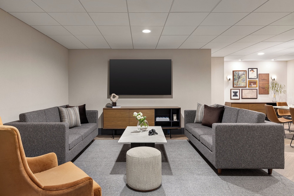 Crowne Plaza Louisville Airport Expo Ctr by IHG - photo 108