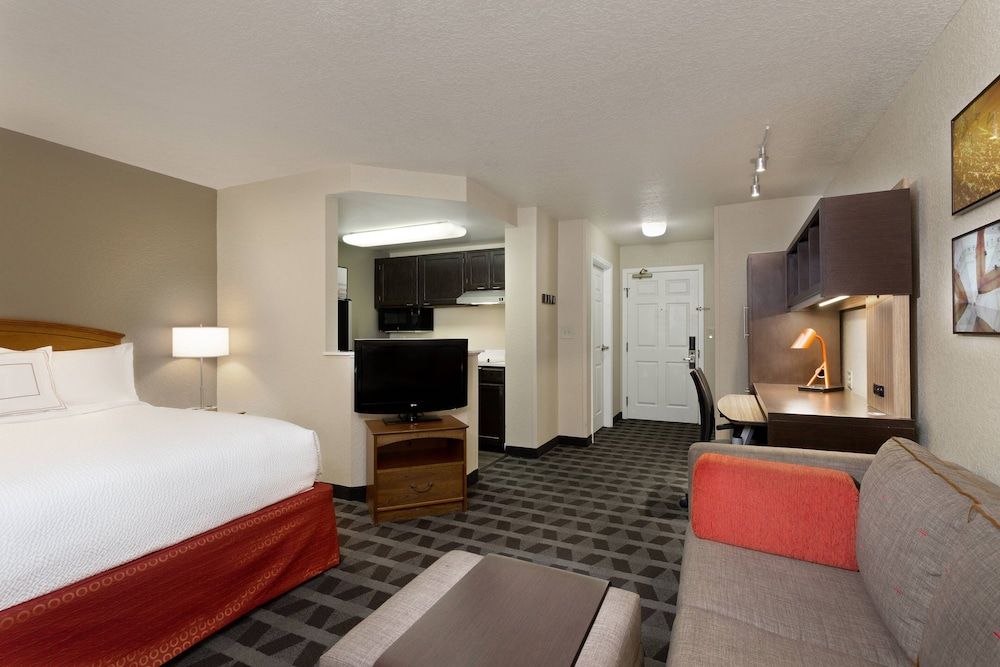 TownePlace Suites by Marriott St. Petersburg Clearwater - photo 13