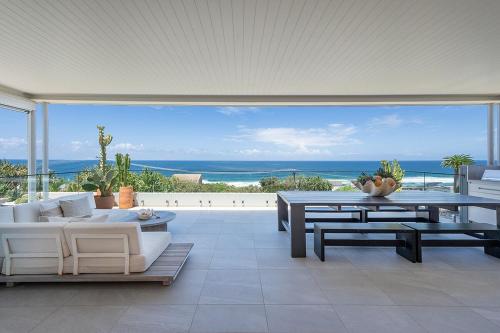 Sunshine Horizons On Arakoon — Sunshine Beach