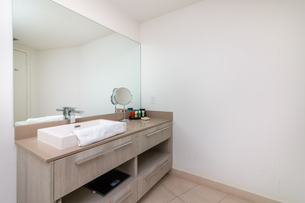 Private Ocean Condos Hyde Beach Resort - photo 76