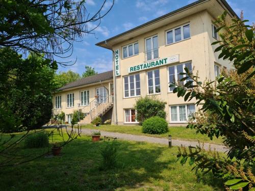 Hotel Restaurant Am Worns Berg — Luebz