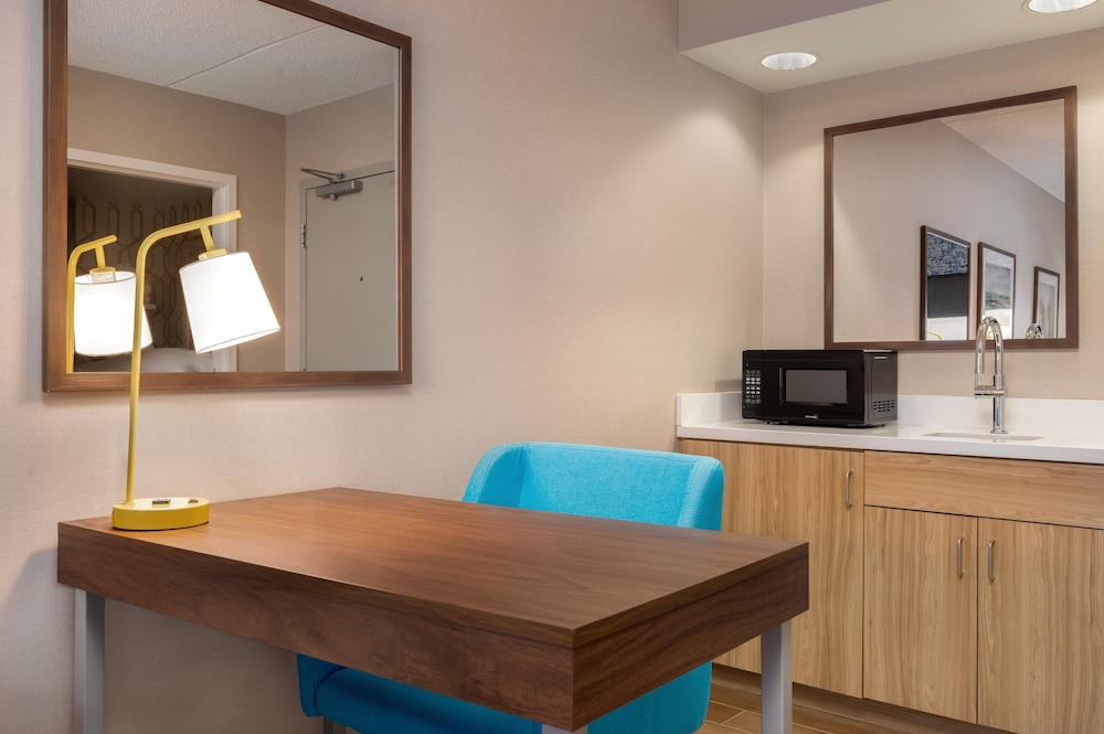 Hampton Inn Bloomsburg - photo 14