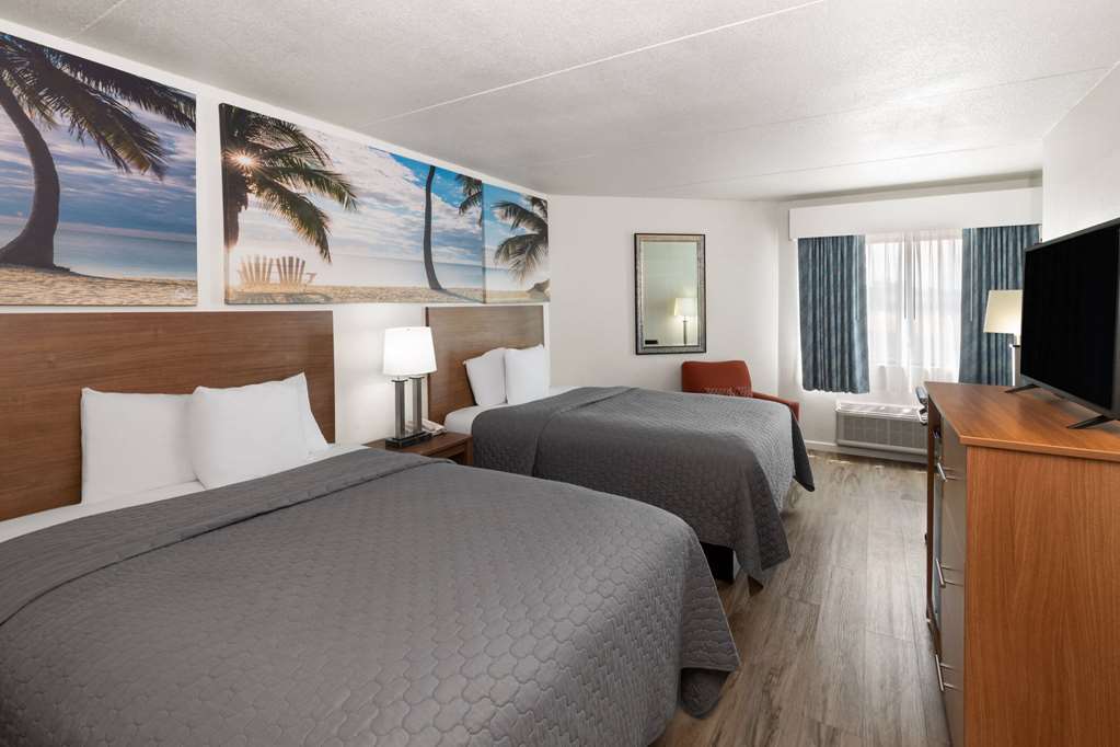 Days Inn by Wyndham Biloxi Beach - photo 18