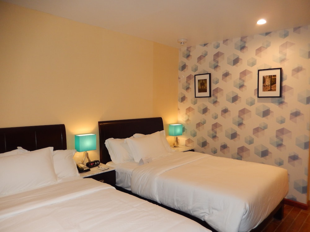 Quality Inn near Sunset Park - photo 6