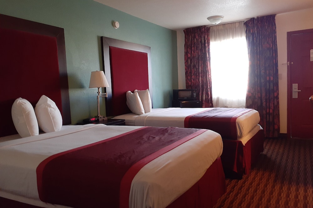 Howard Johnson Inn Salina Kansas - photo 9