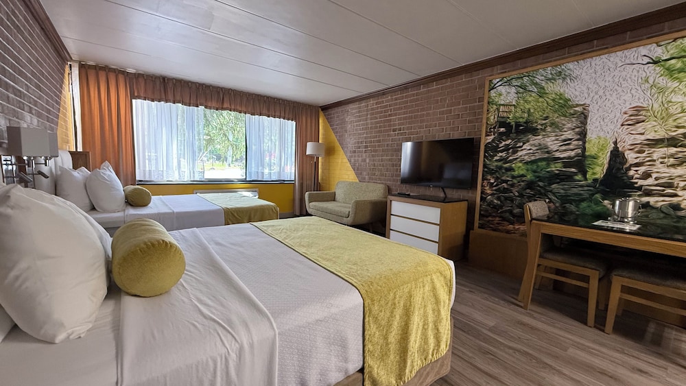 The Lodge Luxury Resort At Lake Harmony - photo 5