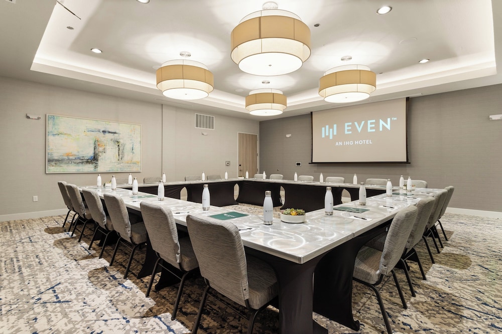 EVEN Hotel Austin Uptown Near The Domain by IHG - photo 95