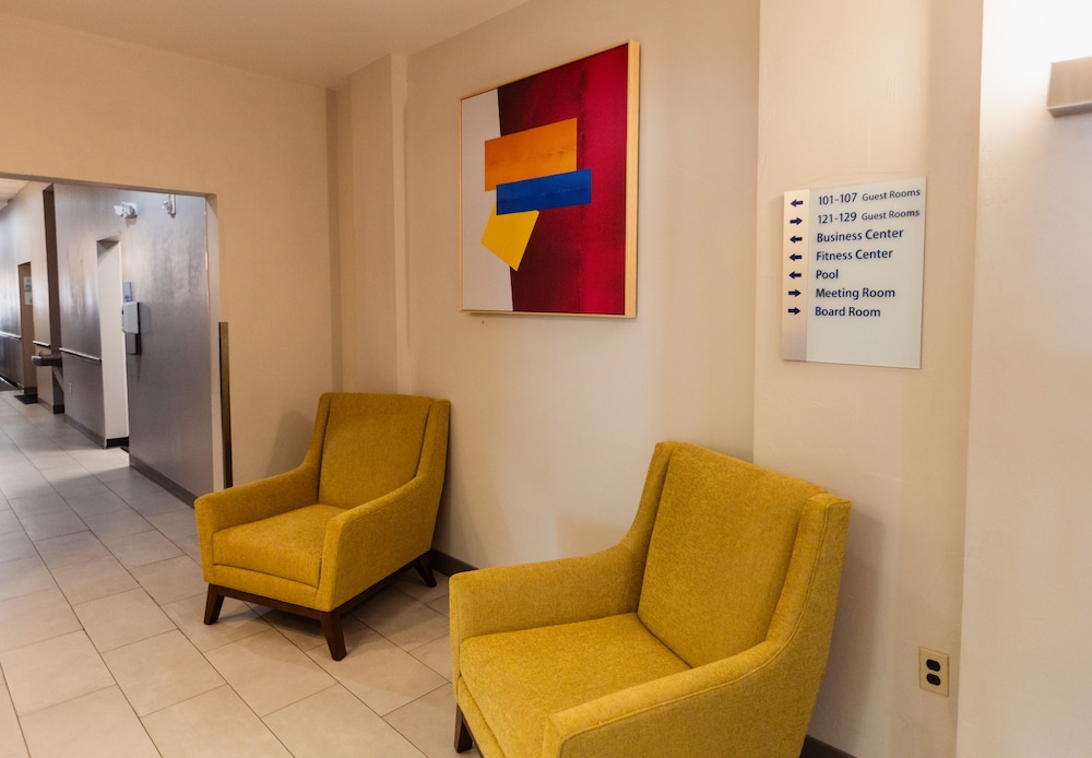 Holiday Inn Express & Suites Guthrie an IHG Hotel - photo 2