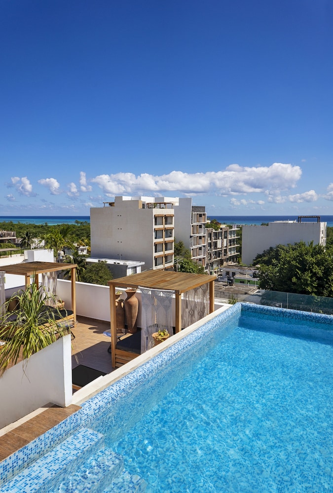 Terrasse Hotel Playa Del Carmen — 4-Star Luxury Hotel in Playa Del Carmen, Mexico