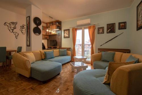 Yellow Sky Apartment Spacious with free parking in Novi Sad, Serbia