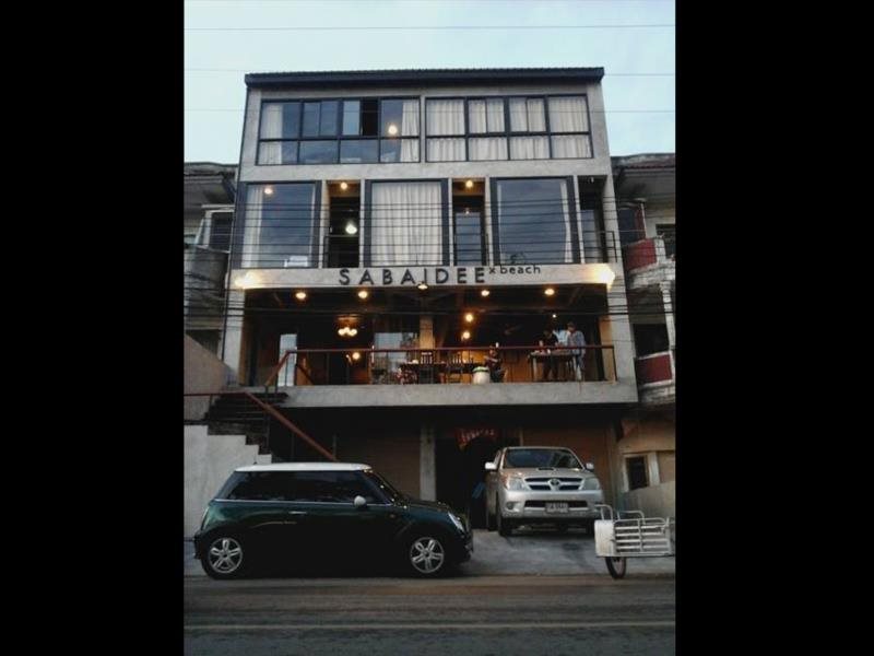 Sabaidee Beach - carbon neutral hotel in Rayong
