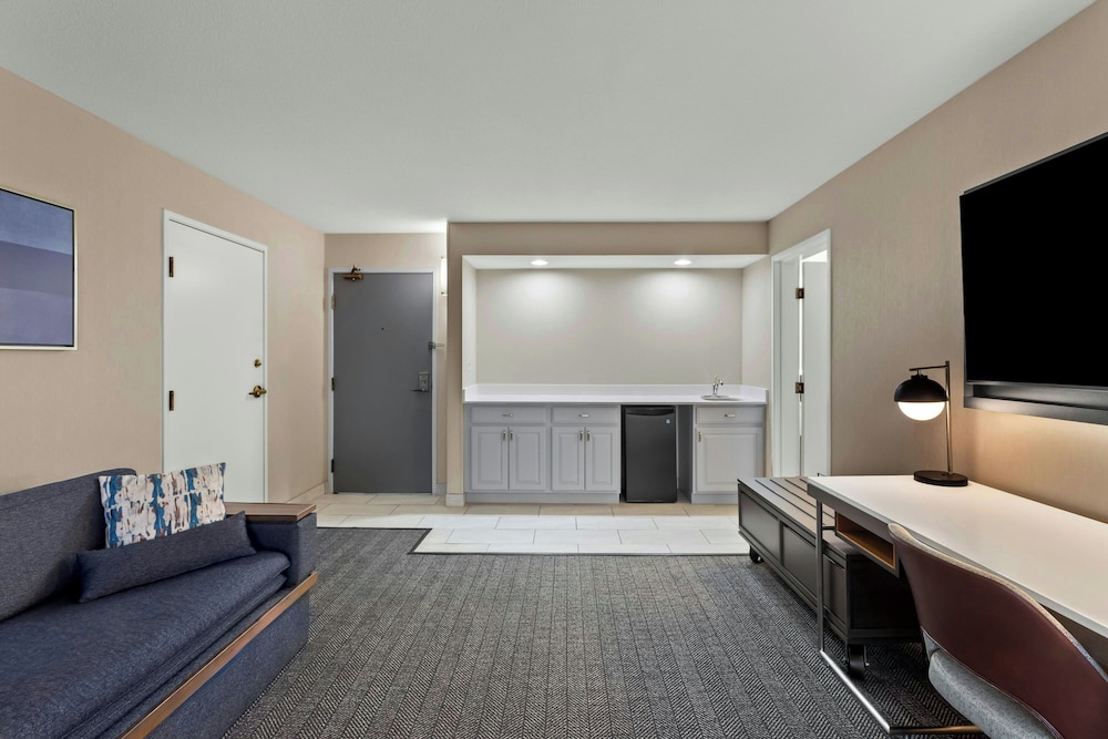 Courtyard by Marriott Chicago Southeast Hammond - photo 14