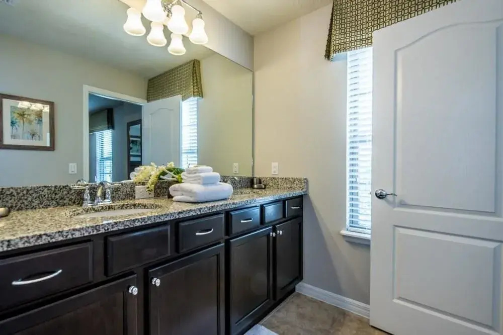 8961 Rhodes Street 6 Bedrooms 3 Bathrooms - photo 14