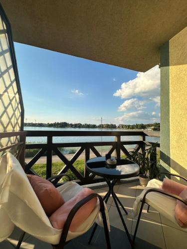 Chillout u Oli Apartament nad samym jeziorem — 4-Star Luxury Hotel in Ostroda, Poland