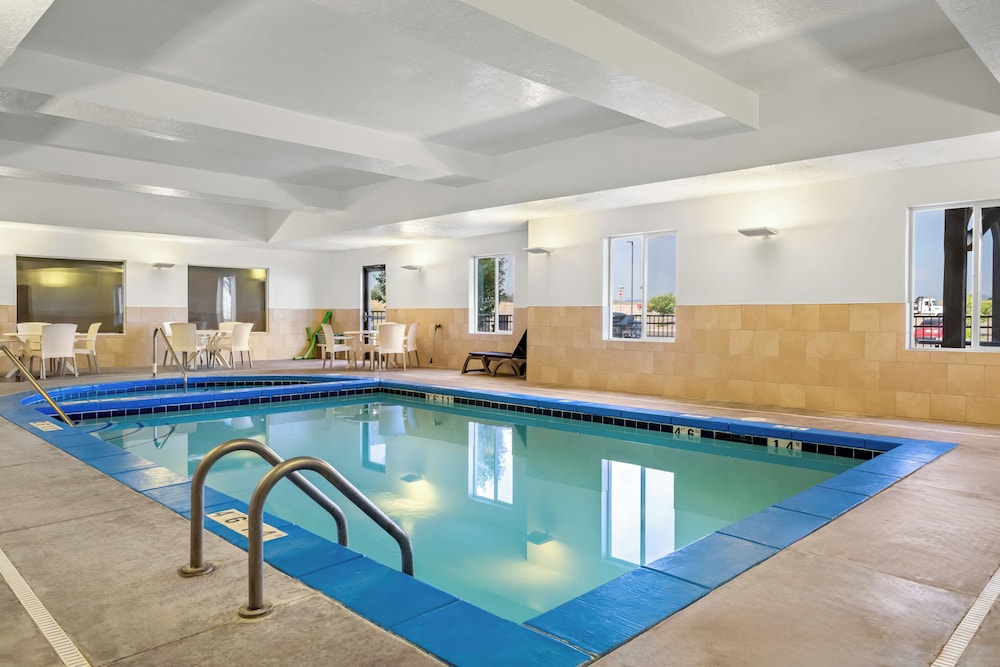 Heartland Inn and Suites - photo 22