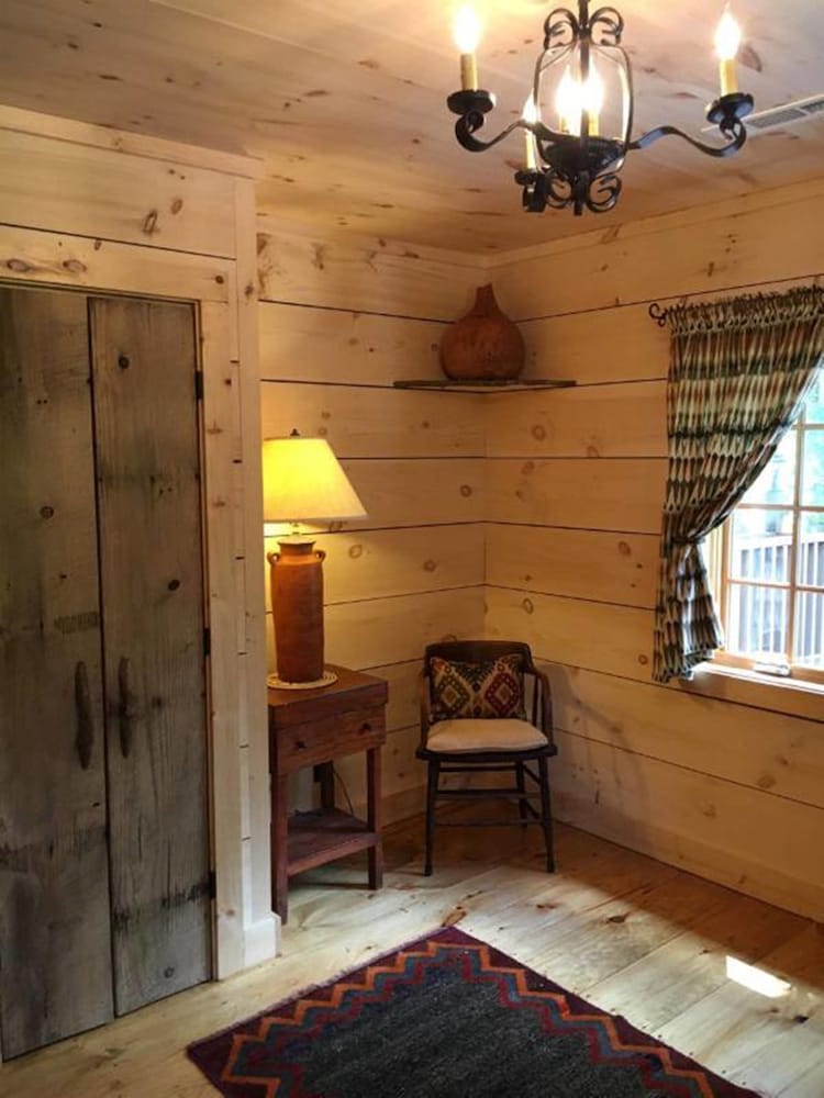 Lake Rabun Hotel & Restaurant - photo 11