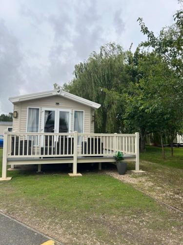 23 Larch View Luxury Caravan Tattershall Lakes in Lincoln, United Kingdom
