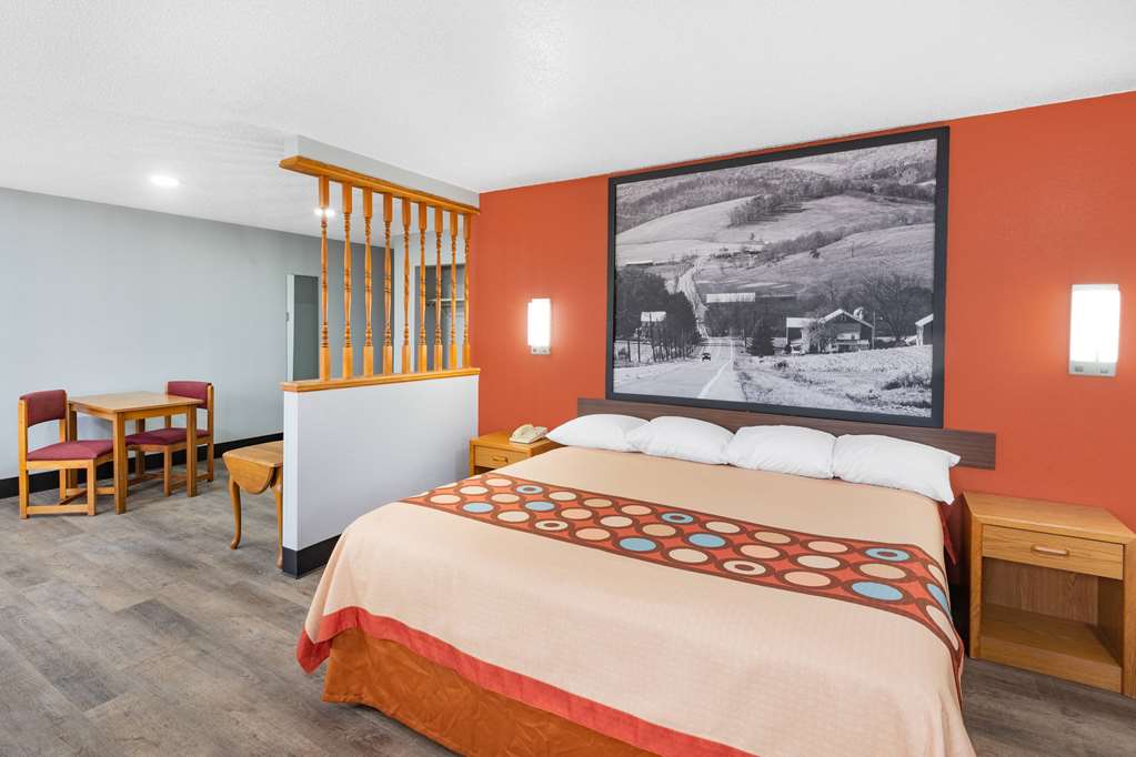 Super 8 by Wyndham Waynesburg - photo 38
