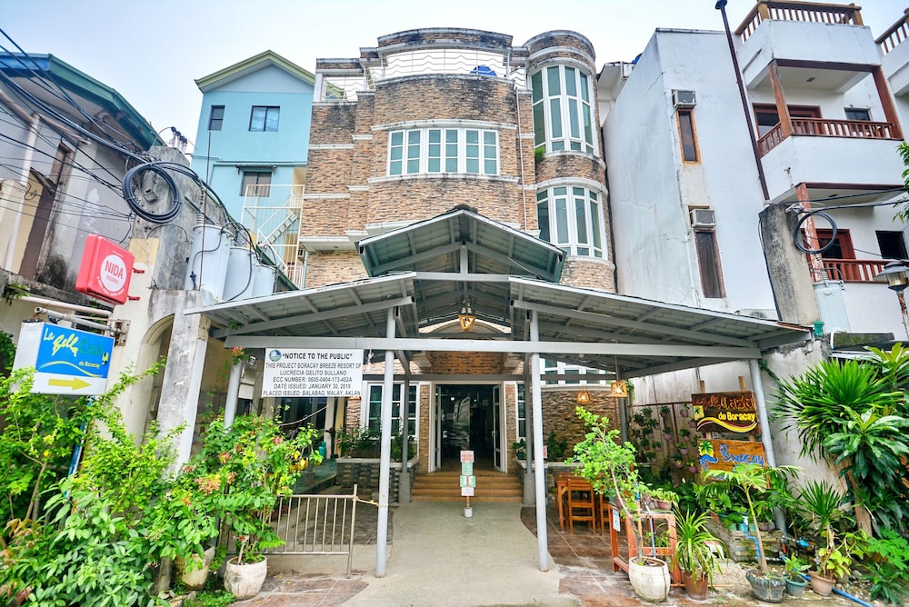 Boracay Breeze Resort - carbon neutral hotel in Malay