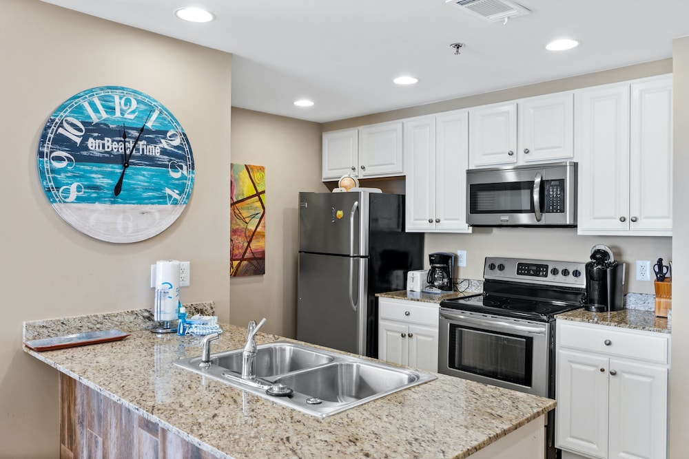 Splash Beach Resort by Panhandle Getaways - photo 360