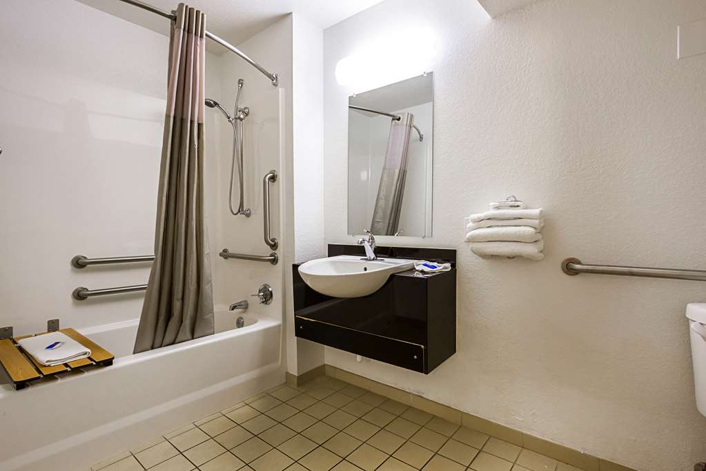 Motel 6 Mesa North - photo 19