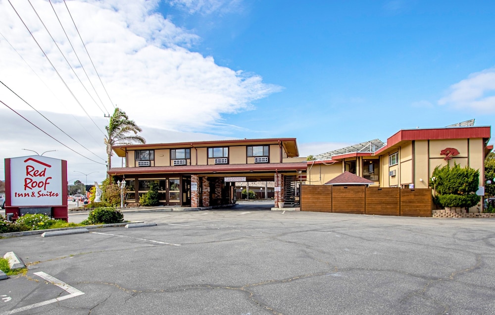 Red Roof Inn & Suites Monterey - photo 33