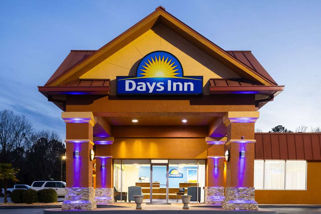 Days Inn by Wyndham Forsyth - photo 7