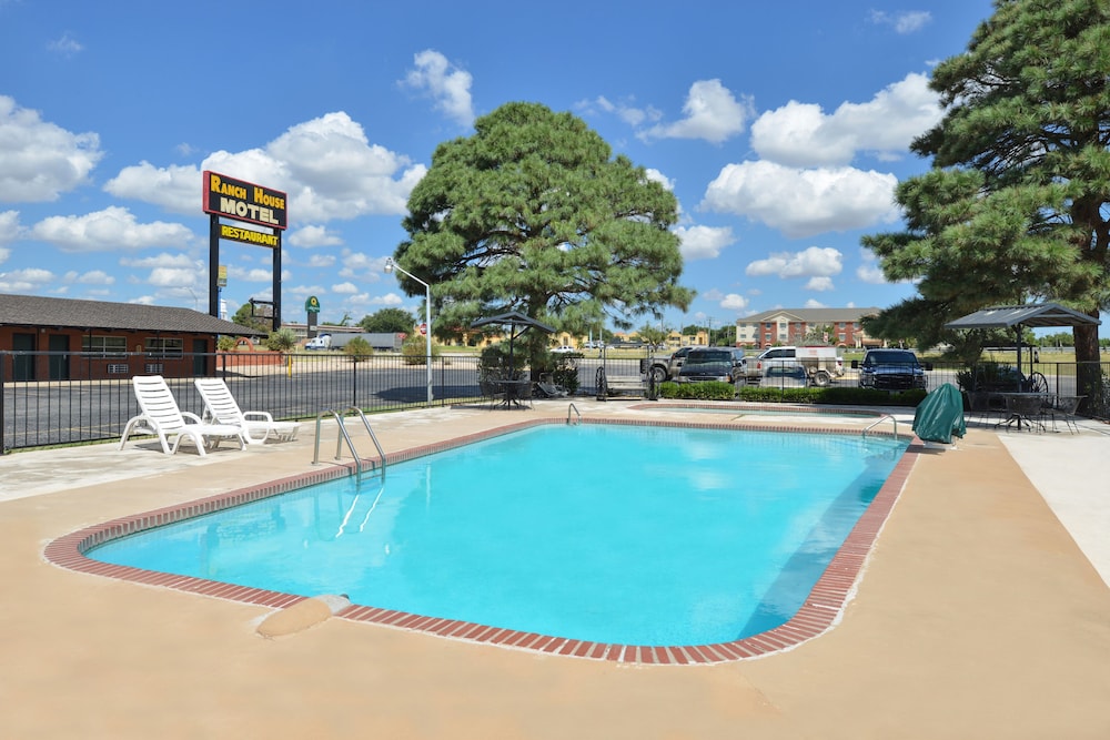 Ranch House Motel - photo 22