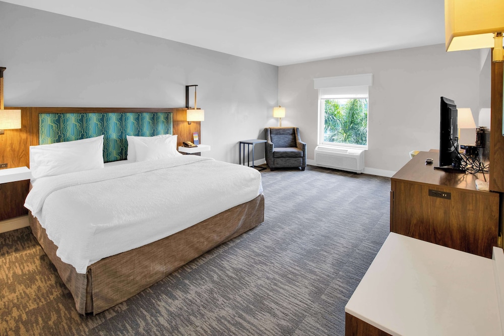 Hampton Inn & Suites Sarasota Bradenton Airport FL - photo 42