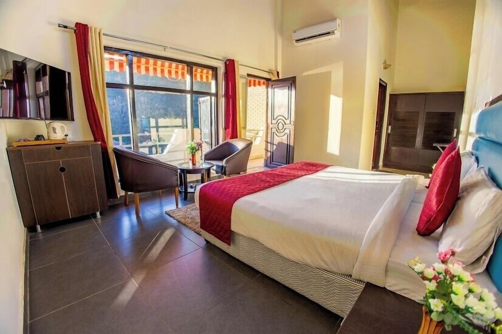 Vaapi Comfort Inn in Naini Tal, India